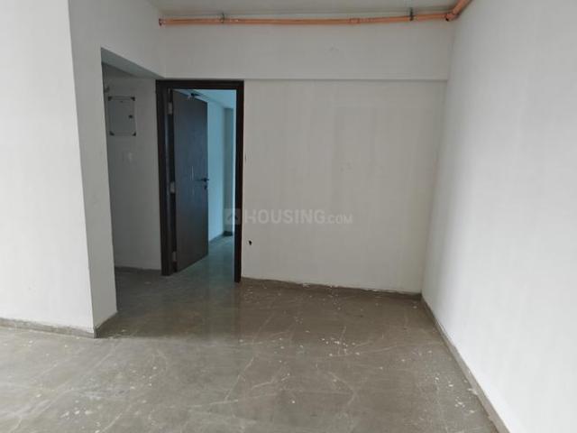 2 BHK Apartment in Chembur for resale Mumbai. The reference number is 20703226
