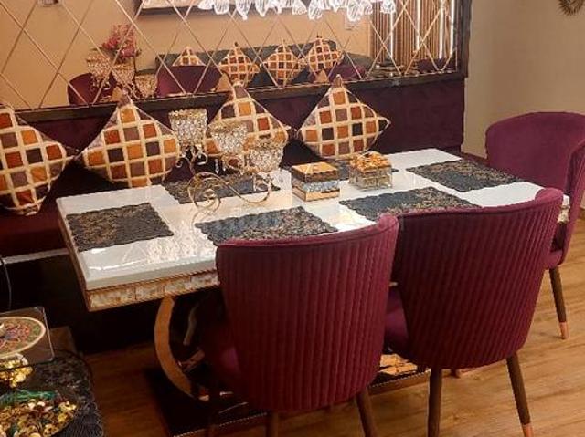 2 BHK Apartment in Chembur for resale Mumbai. The reference number is 20861104