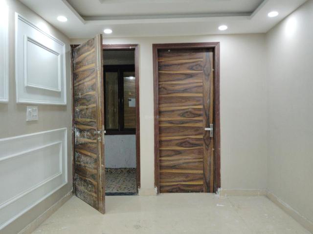 2 BHK Apartment in Chhattarpur for resale New Delhi. The reference number is 15553420