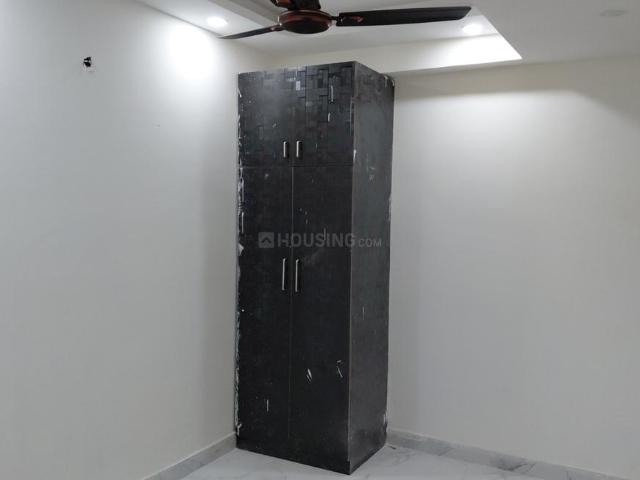 2 BHK Apartment in Chhattarpur for resale New Delhi. The reference number is 20435406
