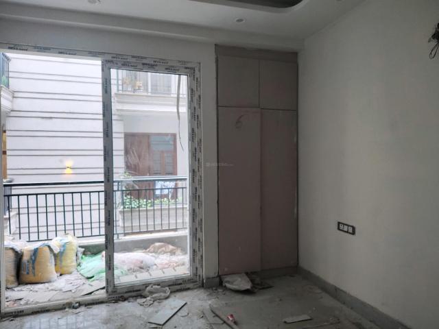 2 BHK Apartment in Rajpur Khurd Village for resale New Delhi. The reference number is 20569957