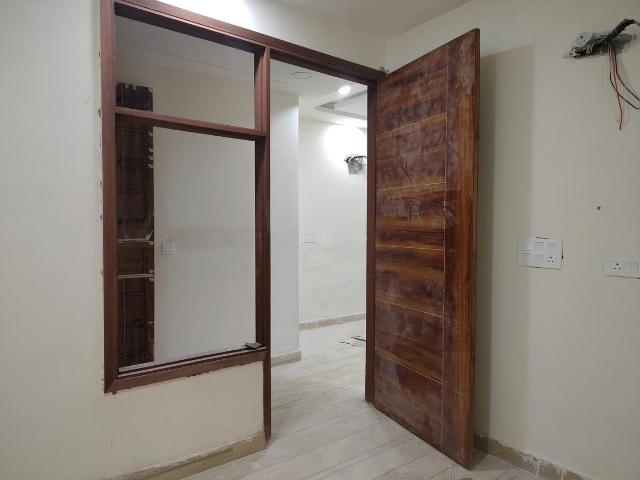 2 BHK Apartment in Chhattarpur for resale New Delhi. The reference number is 20587889