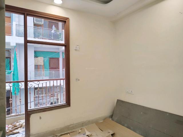 2 BHK Apartment in Chhattarpur for resale New Delhi. The reference number is 20587894