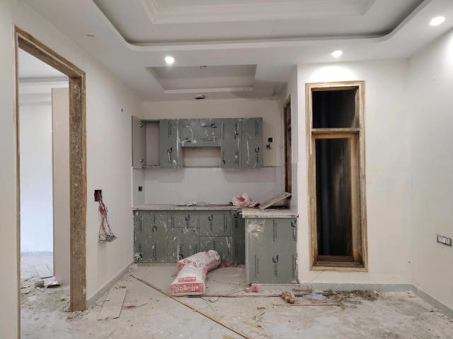 2 BHK Apartment in Rajpur Khurd Village for resale New Delhi. The reference number is 20635246