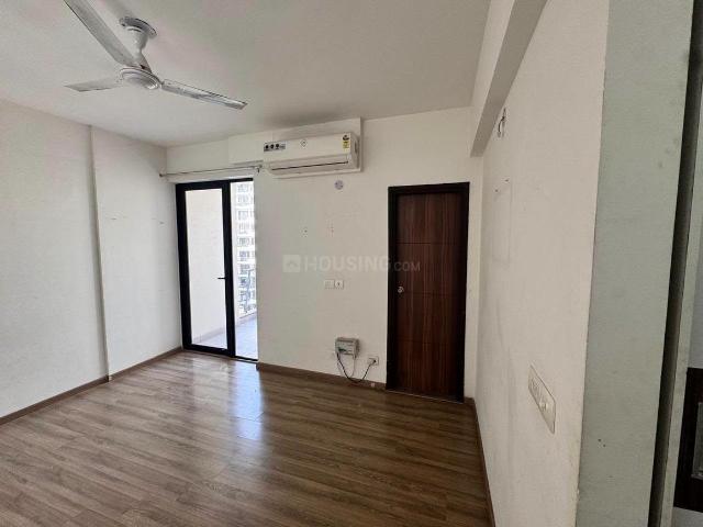 2 BHK Apartment in Chhattarpur for resale New Delhi. The reference number is 20676582