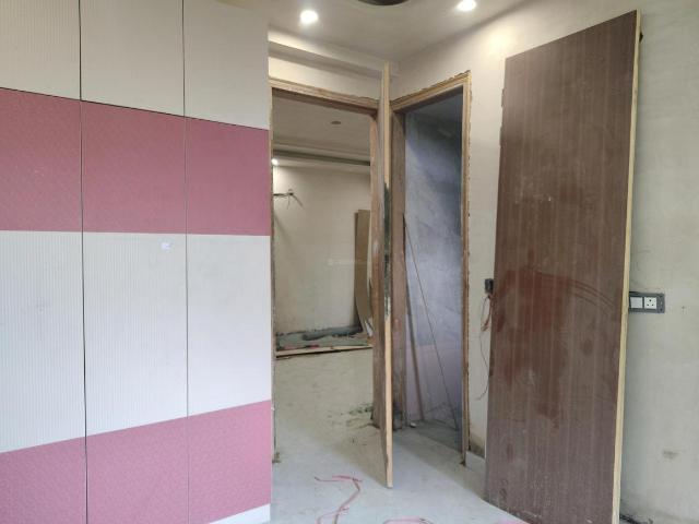 2 BHK Apartment in Rajpur Khurd Village for resale New Delhi. The reference number is 20810849