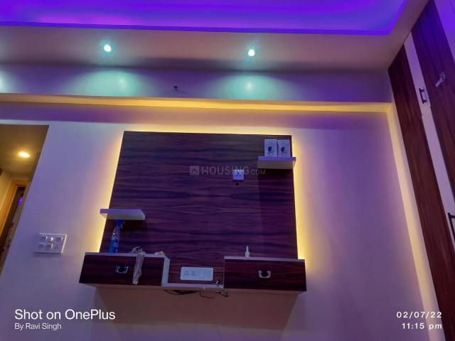 2 BHK Apartment in Chi V for rent Greater Noida. The reference number is 19857375