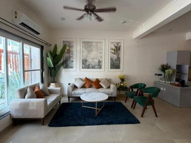 2 BHK Apartment in Chi V for rent Greater Noida. The reference number is 20343531