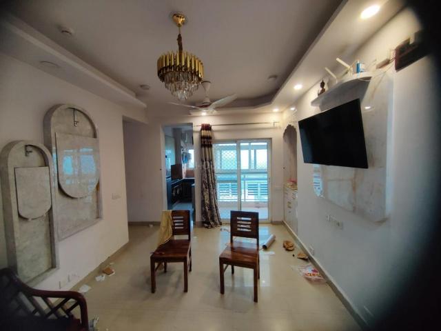 2 BHK Apartment in Chi V for rent Greater Noida. The reference number is 20754621
