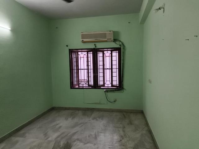 2 BHK Apartment in Chinna Chokkikulam for rent Madurai. The reference number is 20360863