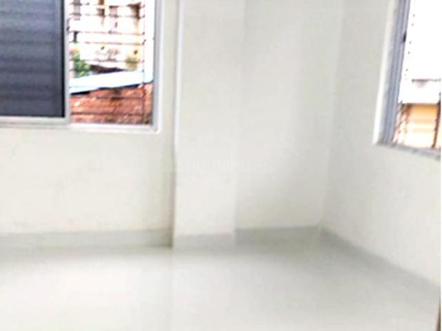 2 BHK Apartment in Chinar Park for rent Kolkata. The reference number is 16808258