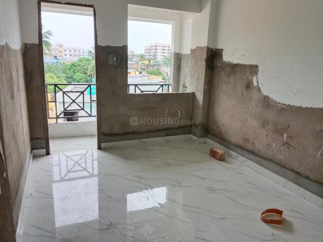 2 BHK Apartment in Chinar Park for resale Kolkata. The reference number is 17732815