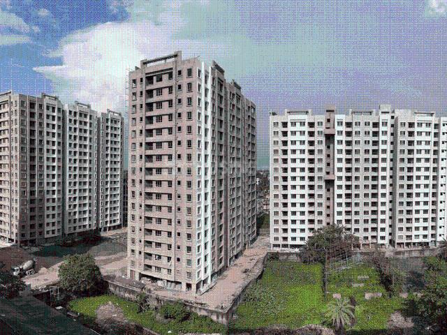2 BHK Apartment in Chinar Park for resale Kolkata. The reference number is 20558325