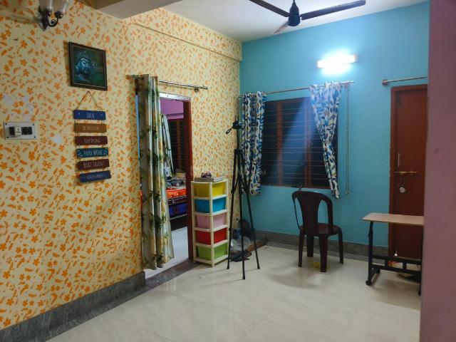 2 BHK Apartment in Chinsurah for resale Hooghly. The reference number is 18007666