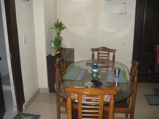 2 BHK Apartment in Chipiyana Buzurg for rent Ghaziabad. The reference number is 20360592