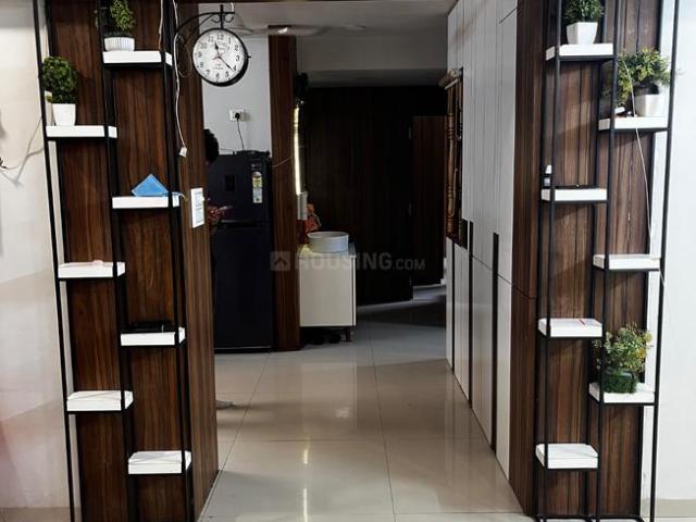 2 BHK Apartment in City Light for rent Surat. The reference number is 20969625