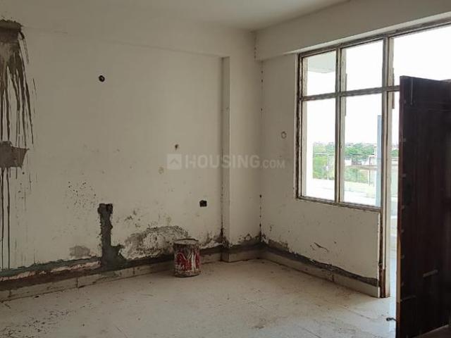 2 BHK Apartment in Civil Lines for resale Kanpur. The reference number is 16965560