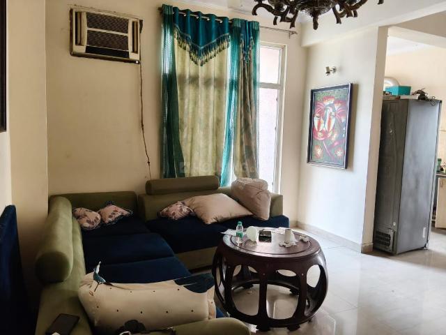 2 BHK Apartment in Crossings Republik for rent Ghaziabad. The reference number is 19302096