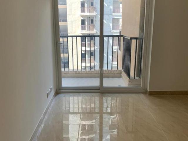 2 BHK Apartment in Crossings Republik for rent Ghaziabad. The reference number is 19302017