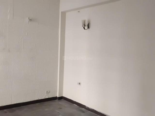 2 BHK Apartment in Crossings Republik for rent Ghaziabad. The reference number is 19521227