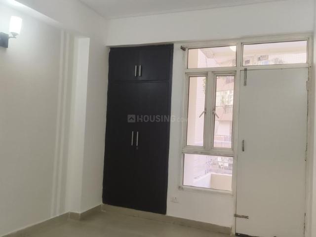2 BHK Apartment in Crossings Republik for rent Ghaziabad. The reference number is 20045101