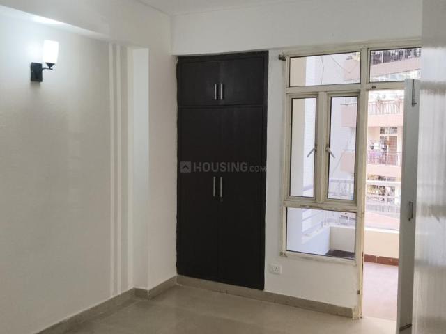 2 BHK Apartment in Crossings Republik for rent Ghaziabad. The reference number is 20062107