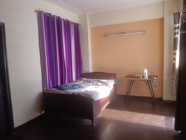 2 BHK Apartment in Crossings Republik for rent Ghaziabad. The reference number is 20208916