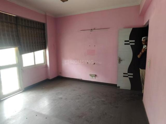 2 BHK Apartment in Crossings Republik for rent Ghaziabad. The reference number is 20378740