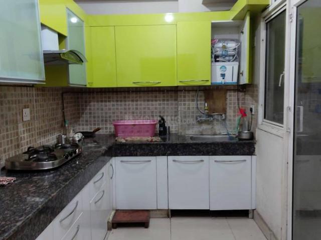 2 BHK Apartment in Crossings Republik for rent Ghaziabad. The reference number is 20591388