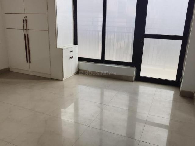 2 BHK Apartment in Crossings Republik for rent Ghaziabad. The reference number is 20712405