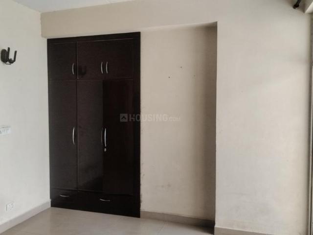 2 BHK Apartment in Crossings Republik for rent Ghaziabad. The reference number is 20717202