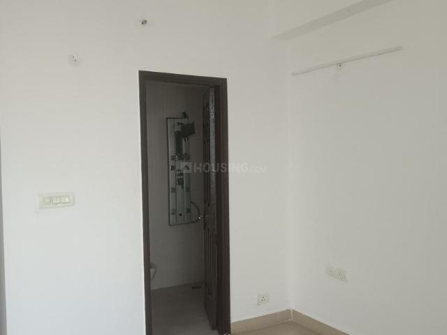 2 BHK Apartment in Crossings Republik for resale Ghaziabad. The reference number is 20076548