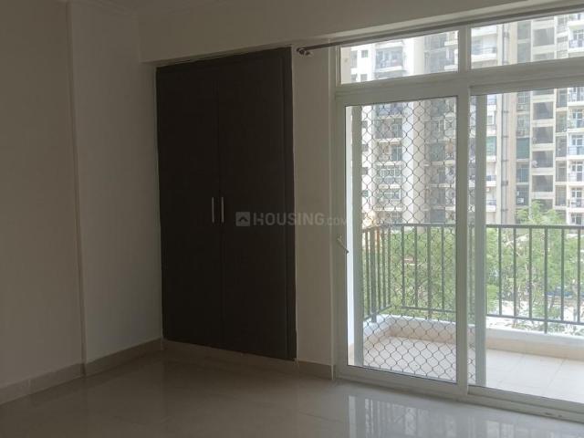 2 BHK Apartment in Crossings Republik for resale Ghaziabad. The reference number is 20489803