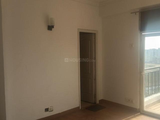 2 BHK Apartment in Crossings Republik for resale Ghaziabad. The reference number is 20569935