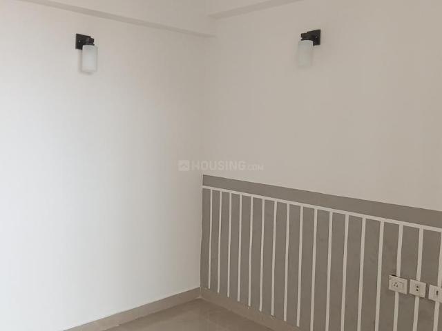 2 BHK Apartment in Crossings Republik for resale Ghaziabad. The reference number is 20886834