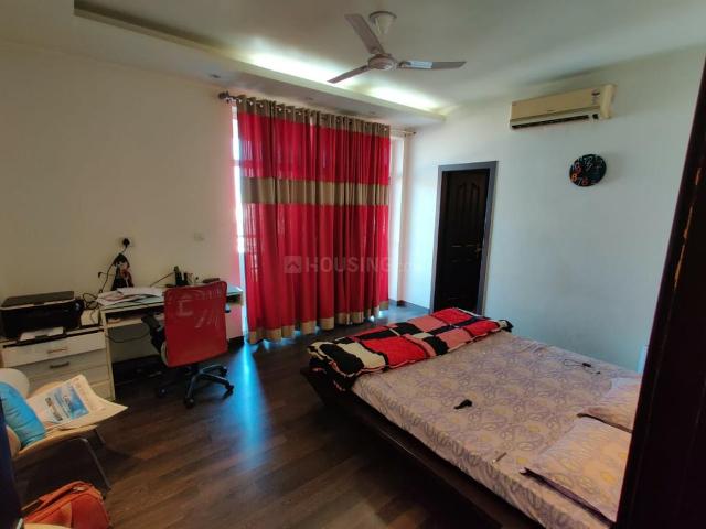 2 BHK Apartment in Crossings Republik for resale Ghaziabad. The reference number is 20958061