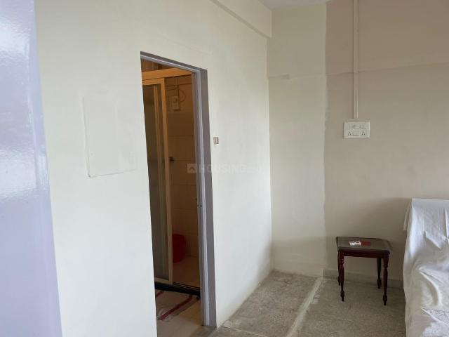 2 BHK Apartment in Colaba for resale Mumbai. The reference number is 14712017