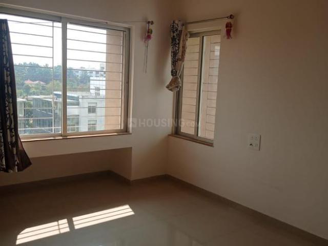 2 BHK Apartment in Hadapsar for rent Pune. The reference number is 20128485