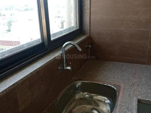 2 BHK Apartment in Ambawadi for rent Ahmedabad. The reference number is 18406094