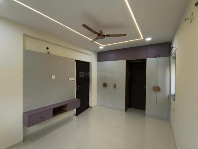 2 BHK Apartment in Ameerpet for rent Hyderabad. The reference number is 20740054
