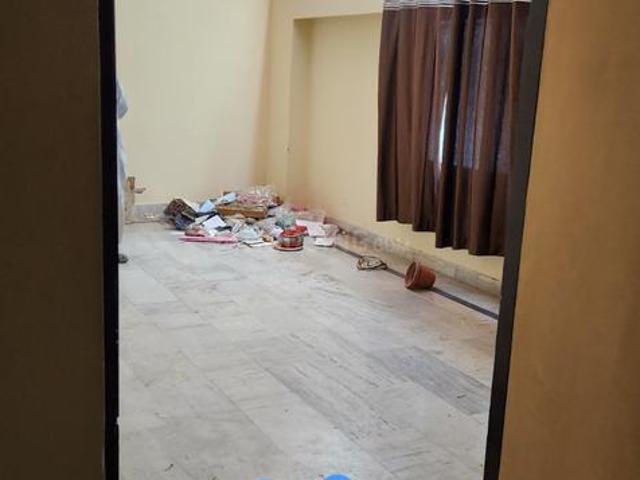 2 BHK Apartment in Aminabad for resale Lucknow. The reference number is 20198074