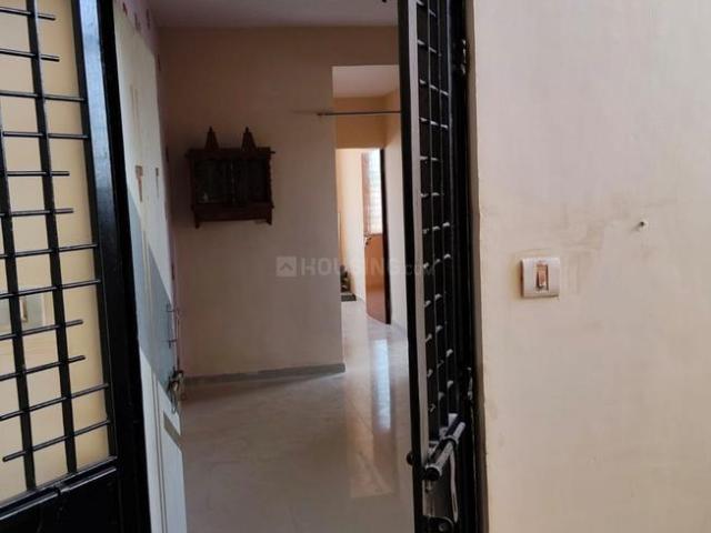 2 BHK Apartment in Amraiwadi for rent Ahmedabad. The reference number is 20979777