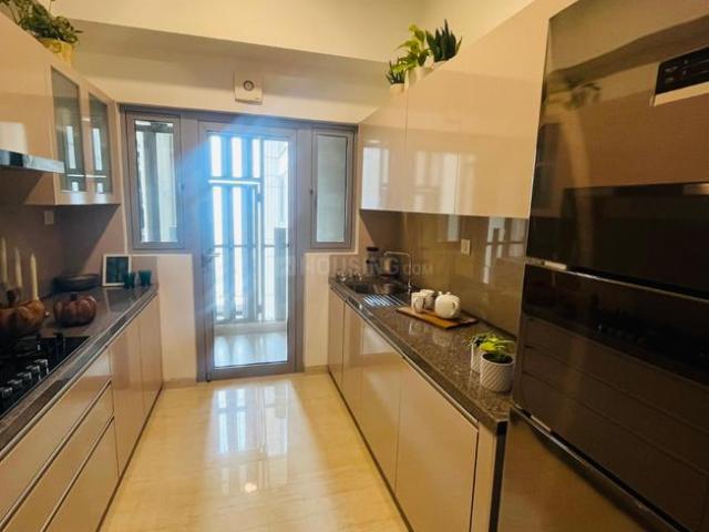 2 BHK Apartment in Antop Hill for resale Mumbai. The reference number is 20032077