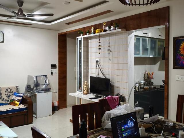 2 BHK Apartment in Anandvalli for rent Nashik. The reference number is 20511881