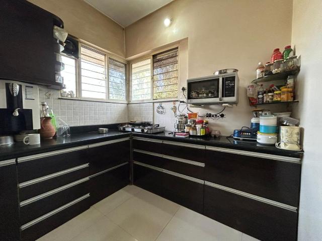 2 BHK Apartment in Anand Nagar, Sinhagad Road for resale Pune. The reference number is 20740518