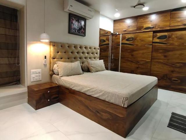 2 BHK Apartment in Andheri West for rent Mumbai. The reference number is 13797310