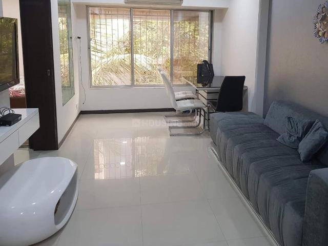 2 BHK Apartment in Andheri West for rent Mumbai. The reference number is 18672605