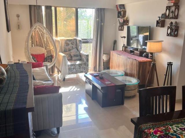 2 BHK Apartment in Andheri West for resale Mumbai. The reference number is 15963866