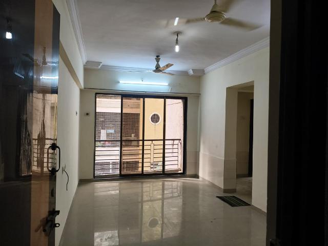 2 BHK Apartment in Andheri West for resale Mumbai. The reference number is 18690648