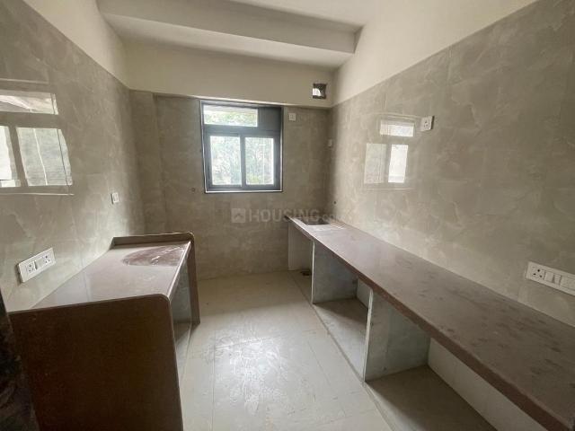 2 BHK Apartment in Andheri West for resale Mumbai. The reference number is 19807532